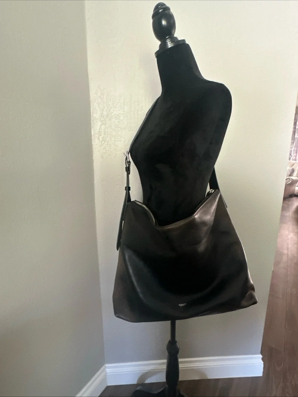 COACH Mott Messenger Bag In Loved Leather Black/Light Tan